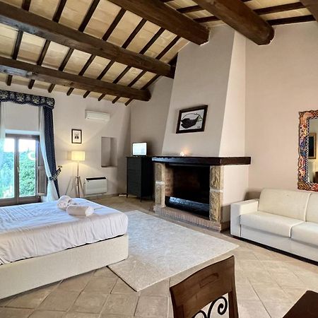Agriturismo Cerrosughero Canino Exterior foto